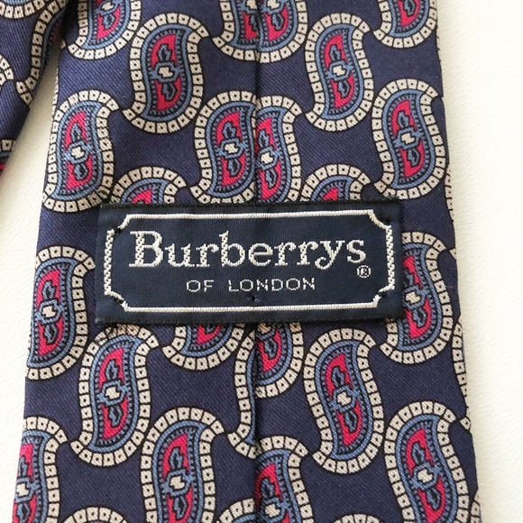 Burberry's of London Necktie TIE 100% Silk Navy Red Paisley Hand Sewn in USA - Picture 6 of 9